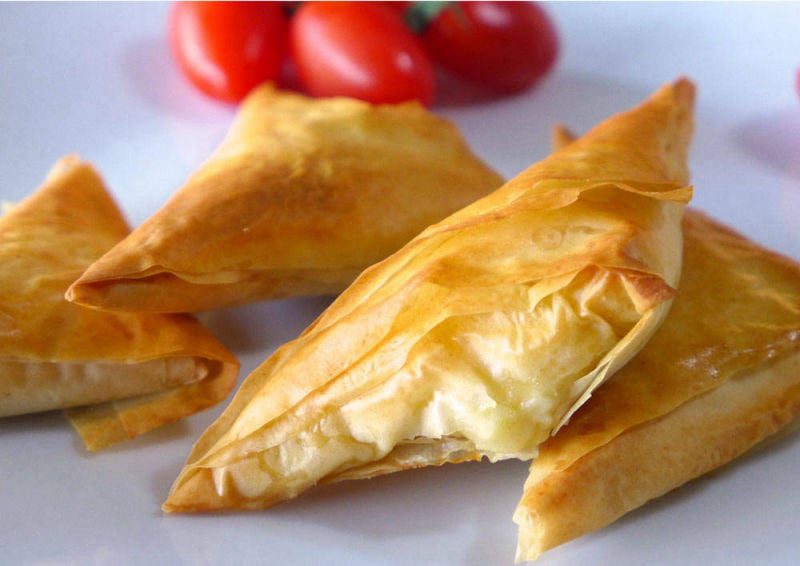 greek-0006-tyropitakia-800x566